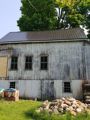 Before & After Black Metal Roof on Barn in Brookfield, MA (3)