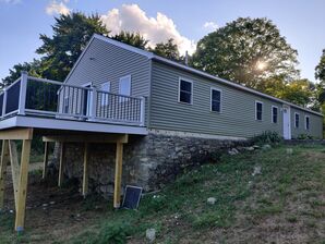 Vinyl Siding and Deck Building Services in Oxford, MA (4)